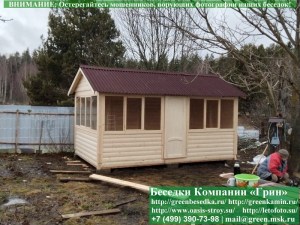 3x5steklo-25-02_300x225 image Застекленная беседка из блокхауса. Дверь по 5-ти метровой стороне. По центру. Задняя стенка глухая. Стекла с 3-х сторон