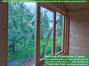 4x4steklo24-05_300x225 image Закрытая застекленная беседка 4х4. Задняя стенка глухая